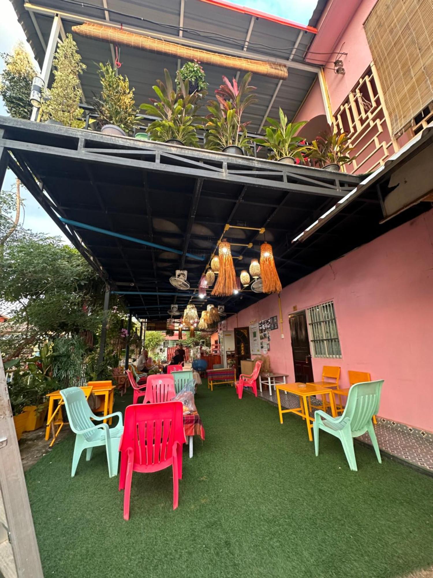 Heaven Guesthouse Pakse Bagian luar foto